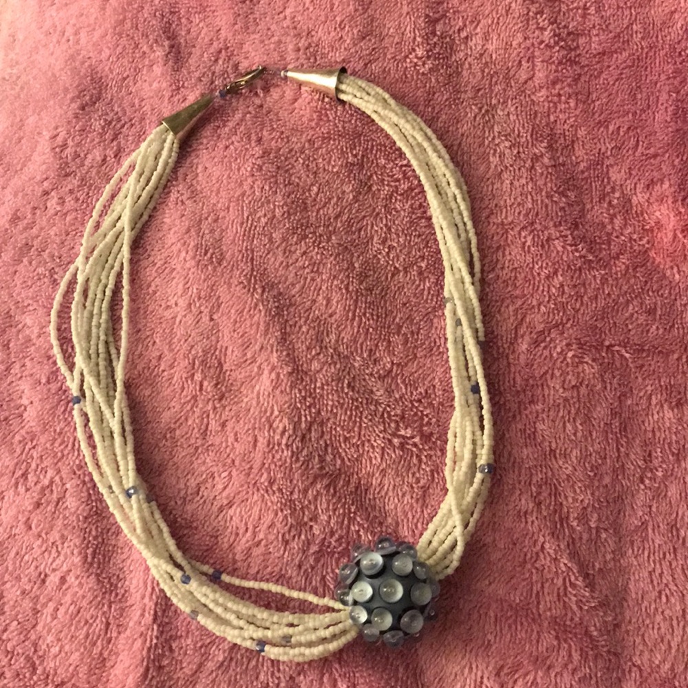 Multi strand beads necklace with pendant